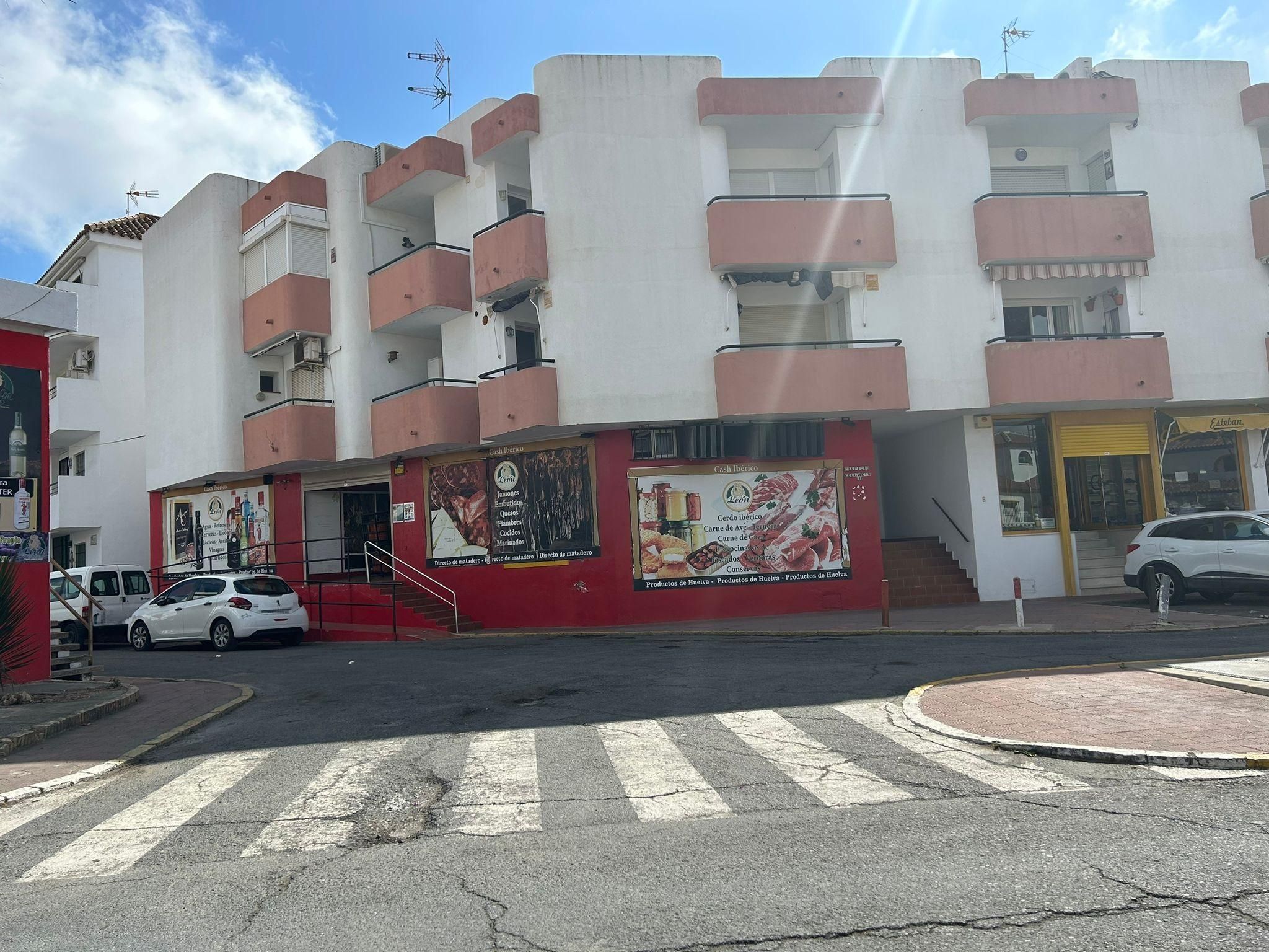 Vista exterior de Local en venda en Almonte