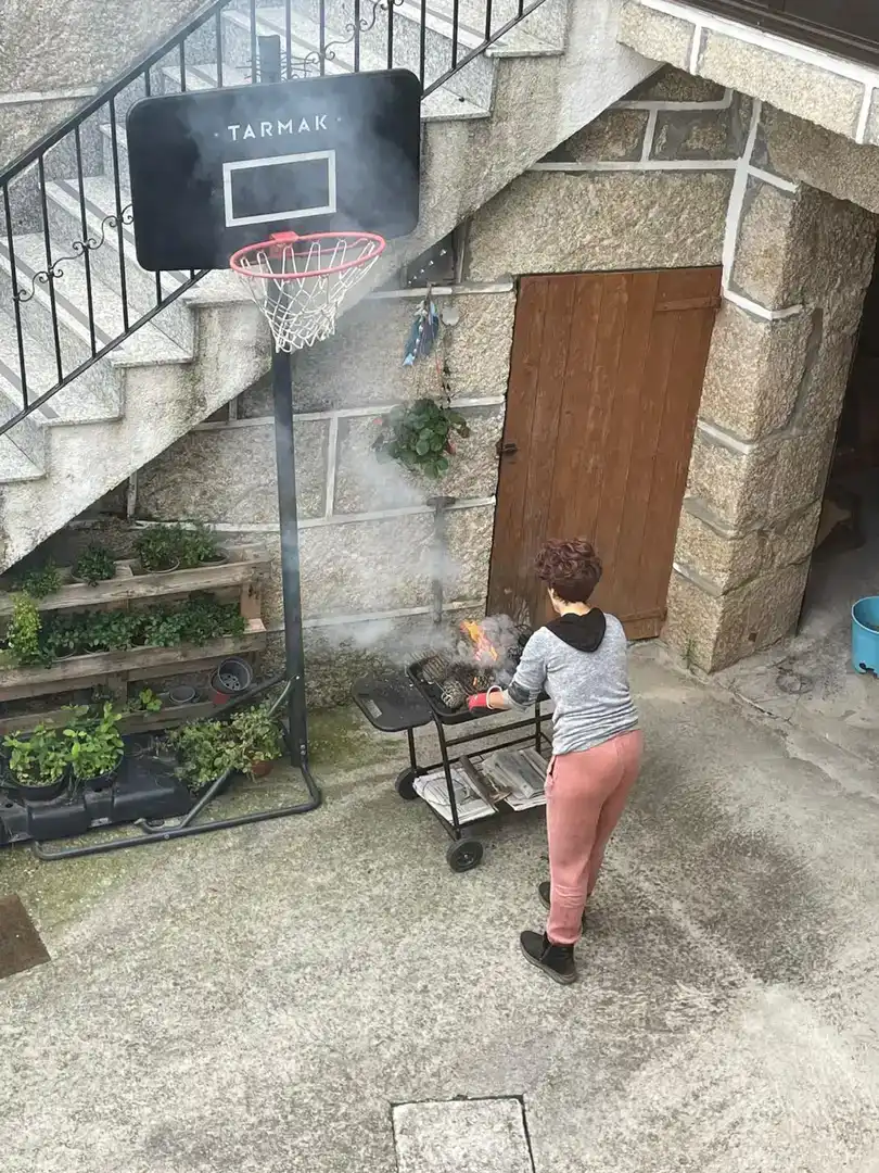 Jardí de Pis de lloguer en A Merca   amb Jardí privat, Traster i Moblat