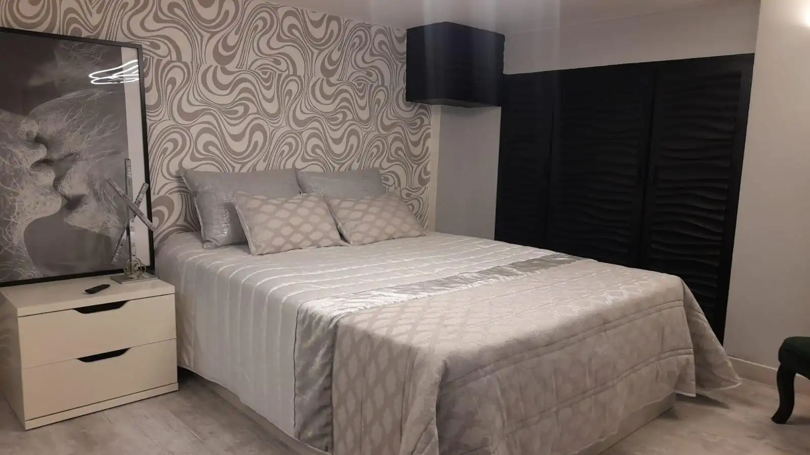 Bedroom of Commercial properties for sale in Lleida