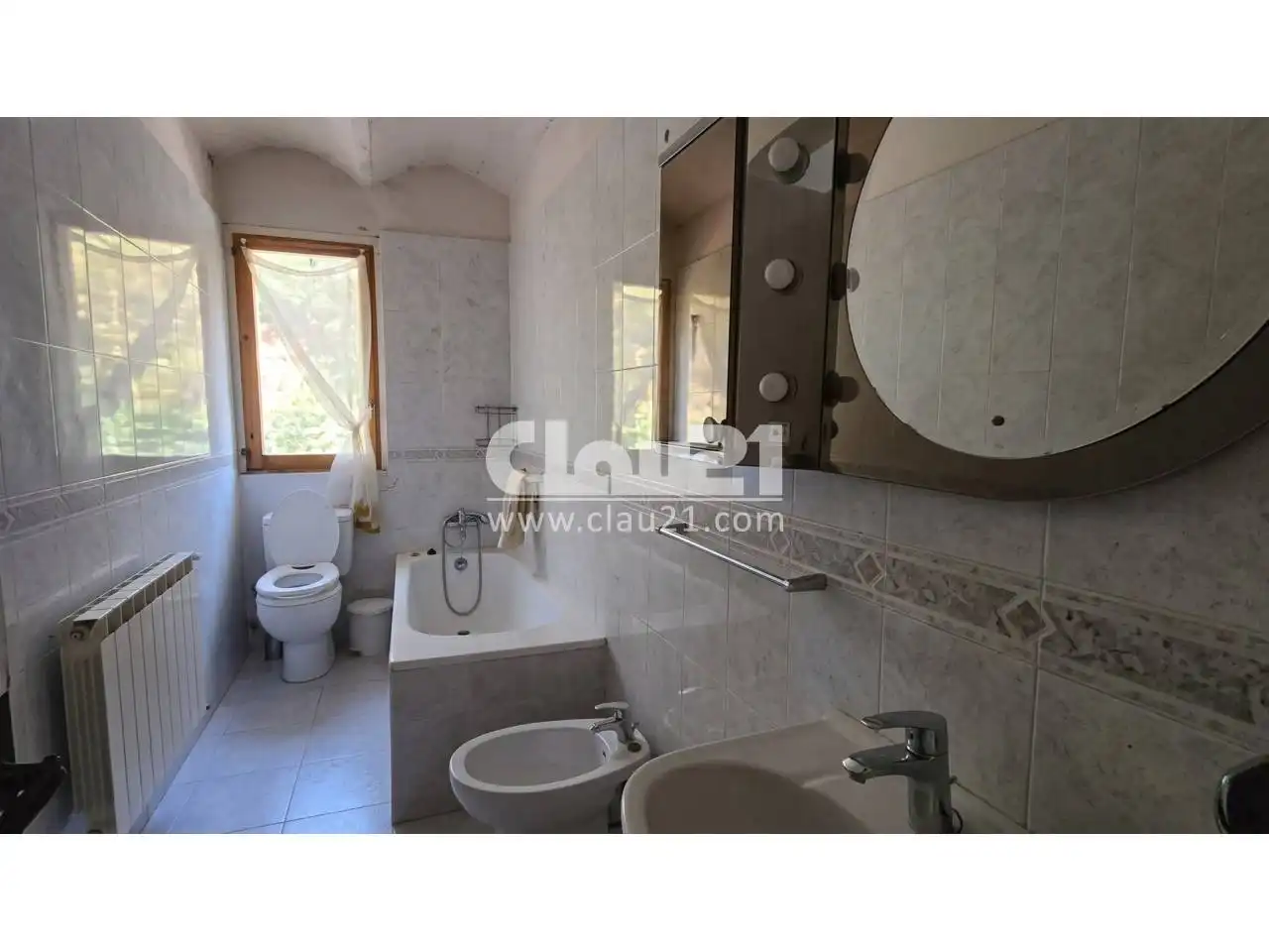 Bathroom of Houses for sale in Guardiola de Berguedà