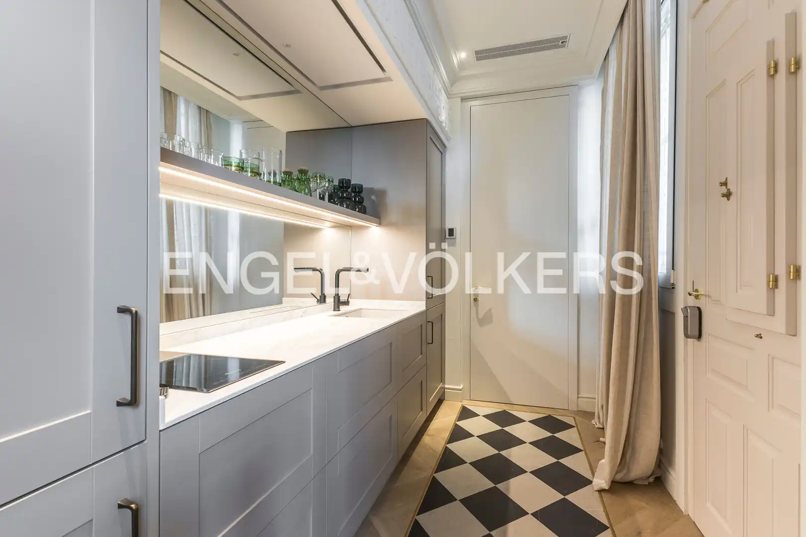 Cocina de Apartamento de alquiler en Rivas-Vaciamadrid con Aire acondicionado, Calefacción y Amueblado