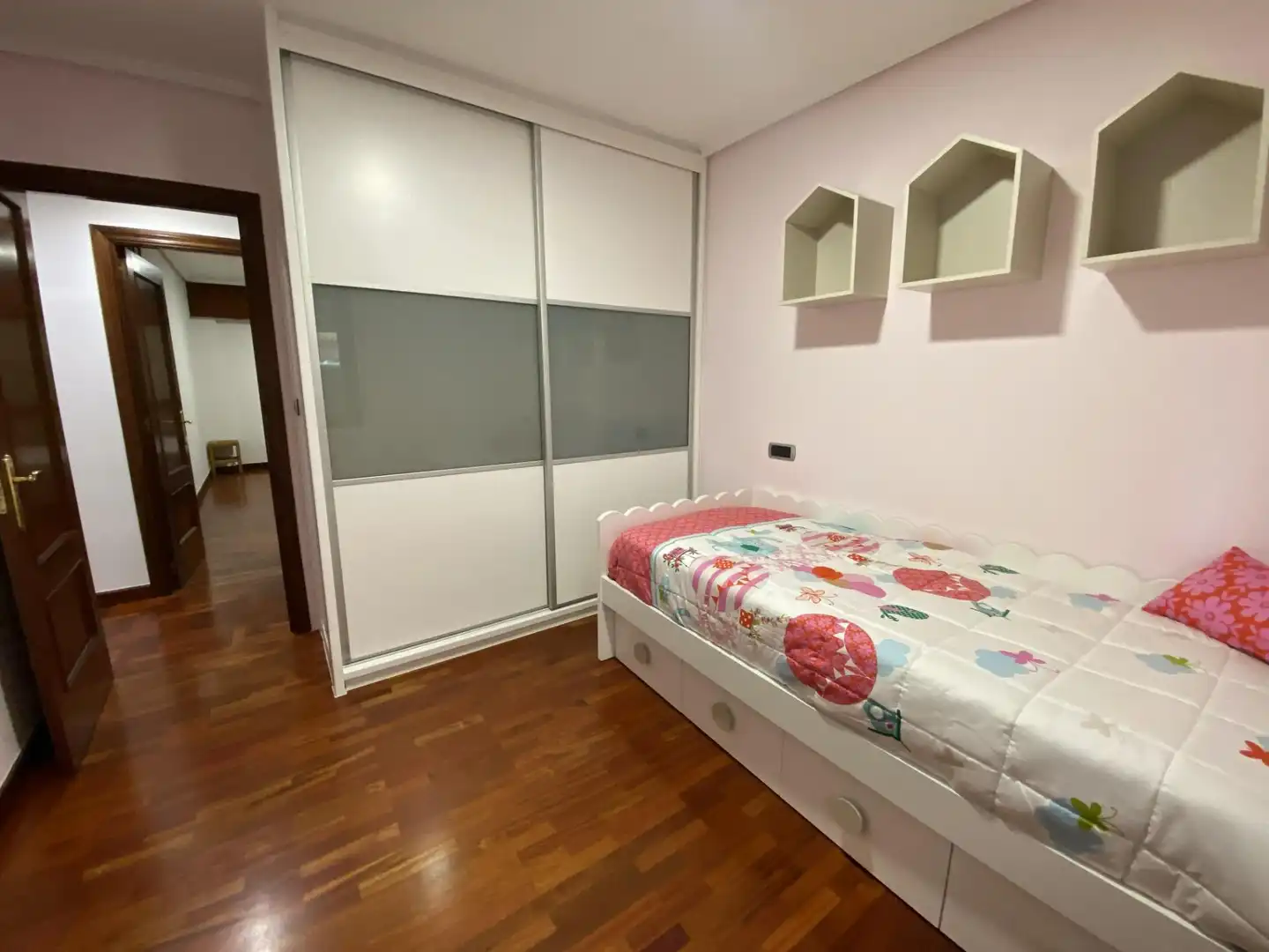 Habitación de Piso en venta en Leioa con Calefacción, Jardín privado y Terraza