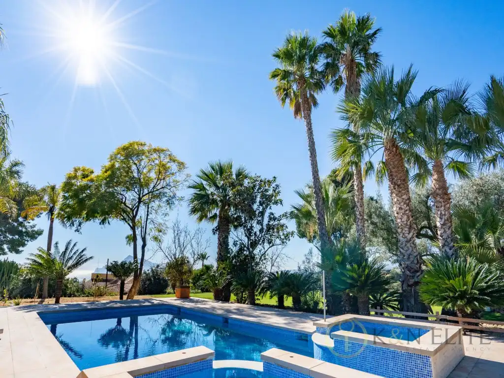 Detached house with pool for sale in Calle Friula-S.A.Golf, imagen 9