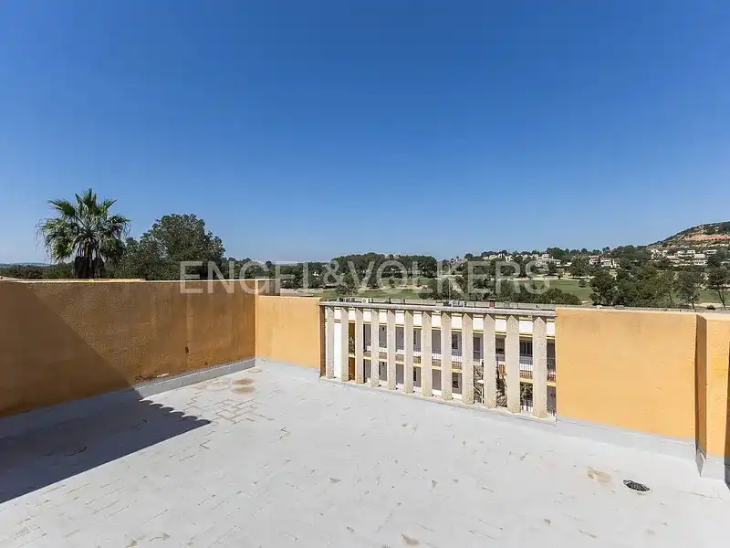 Casa o xalet de lloguer a Chiva, Valencia