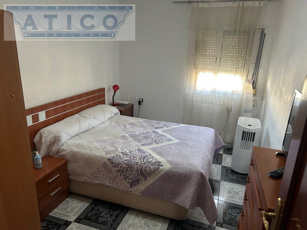 Bedroom of Flat for sale in  Sevilla Capital