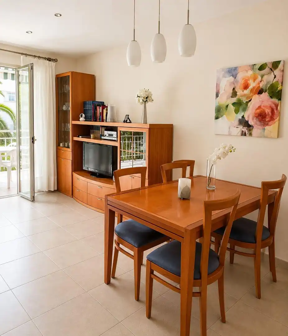 Sala d'estar de Pis en venda en Salou amb Aire condicionat, Terrassa i Moblat
