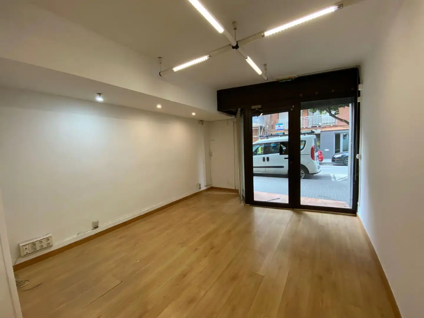 Local commercial à louer à Santa Creu 6, imagen 3