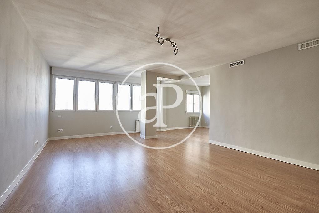 Sala d'estar de Pis de lloguer en  Madrid Capital amb Aire condicionat, Calefacció i Traster