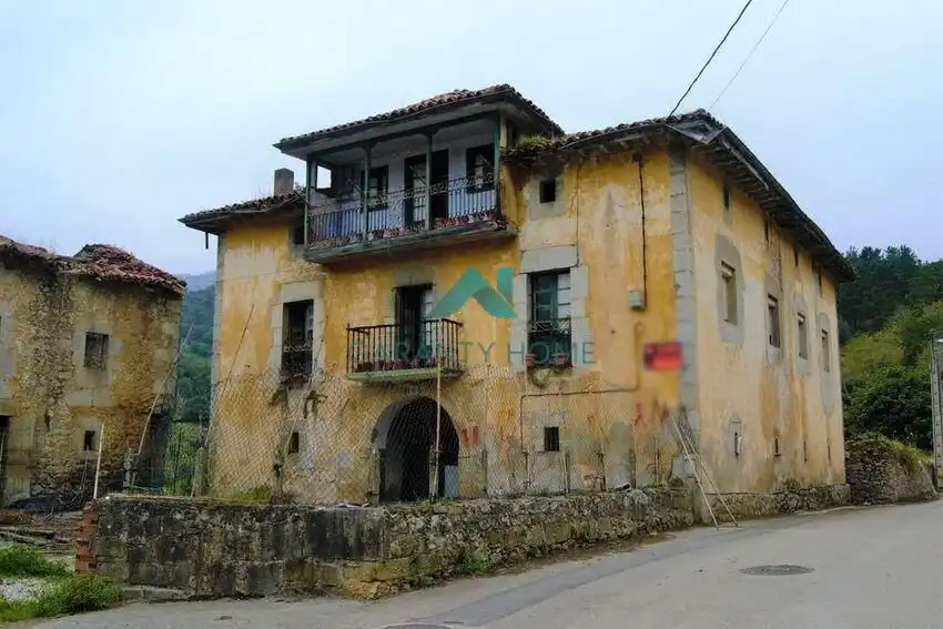 Casa rústica amb terrassa en venda a Voto, imagen 4