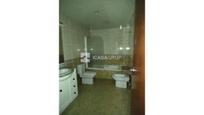 Bathroom of Flat for sale in Rubí  with Terrace and Balcony