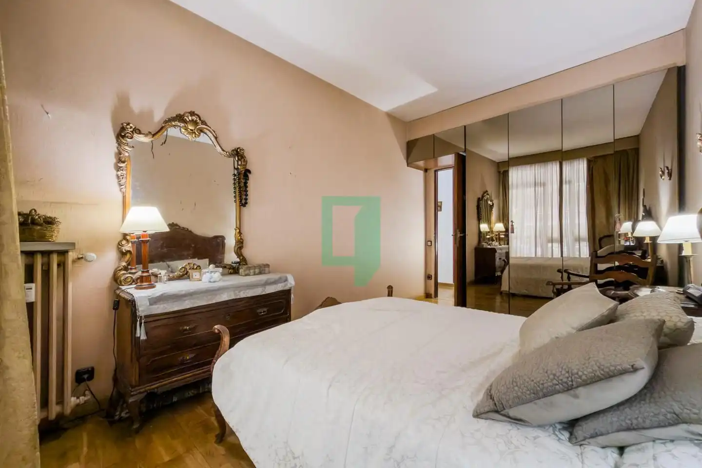 Habitación de Piso en venta en Barcelona con Calefacción y Terraza