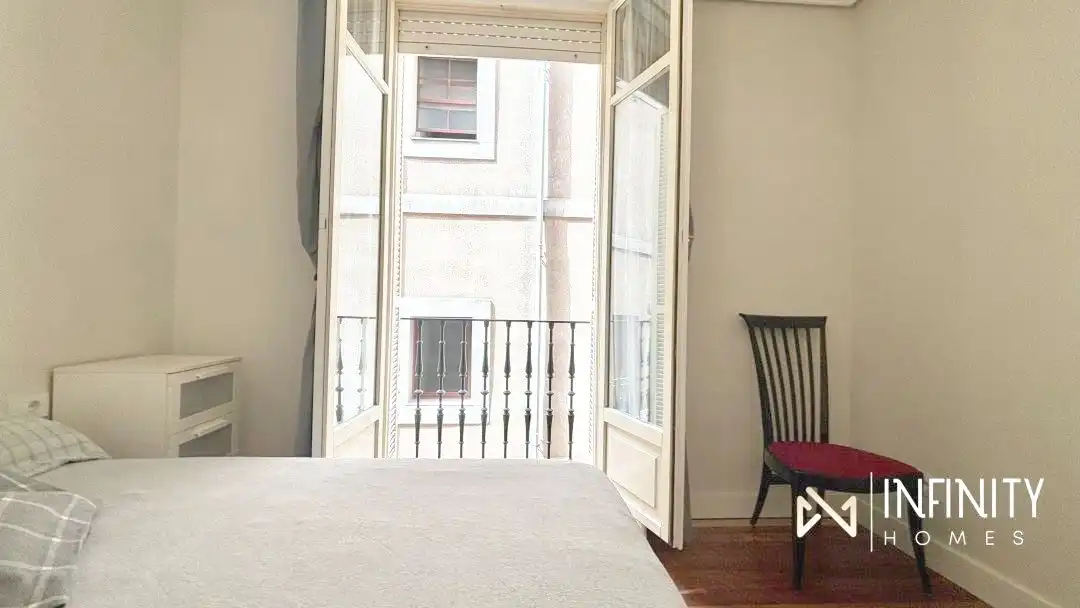 Flat with terrace to rent in Kale Barria, imagen 17