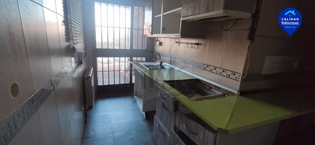 Piso en Venta en Calle de Ramón Pérez de Ayala, 50 en Numancia