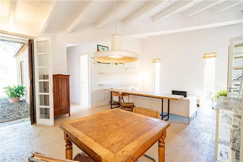 Comedor de Finca rústica de alquiler en Selva con Calefacción, Jardín privado y Terraza
