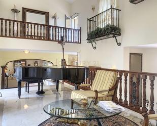 Living room of House or chalet for sale in Benalmádena  with Air Conditioner and Terrace