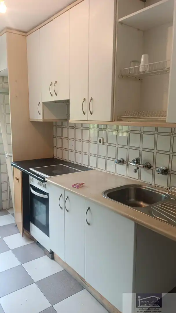 Cocina de Piso en venta en Madrid con Terraza