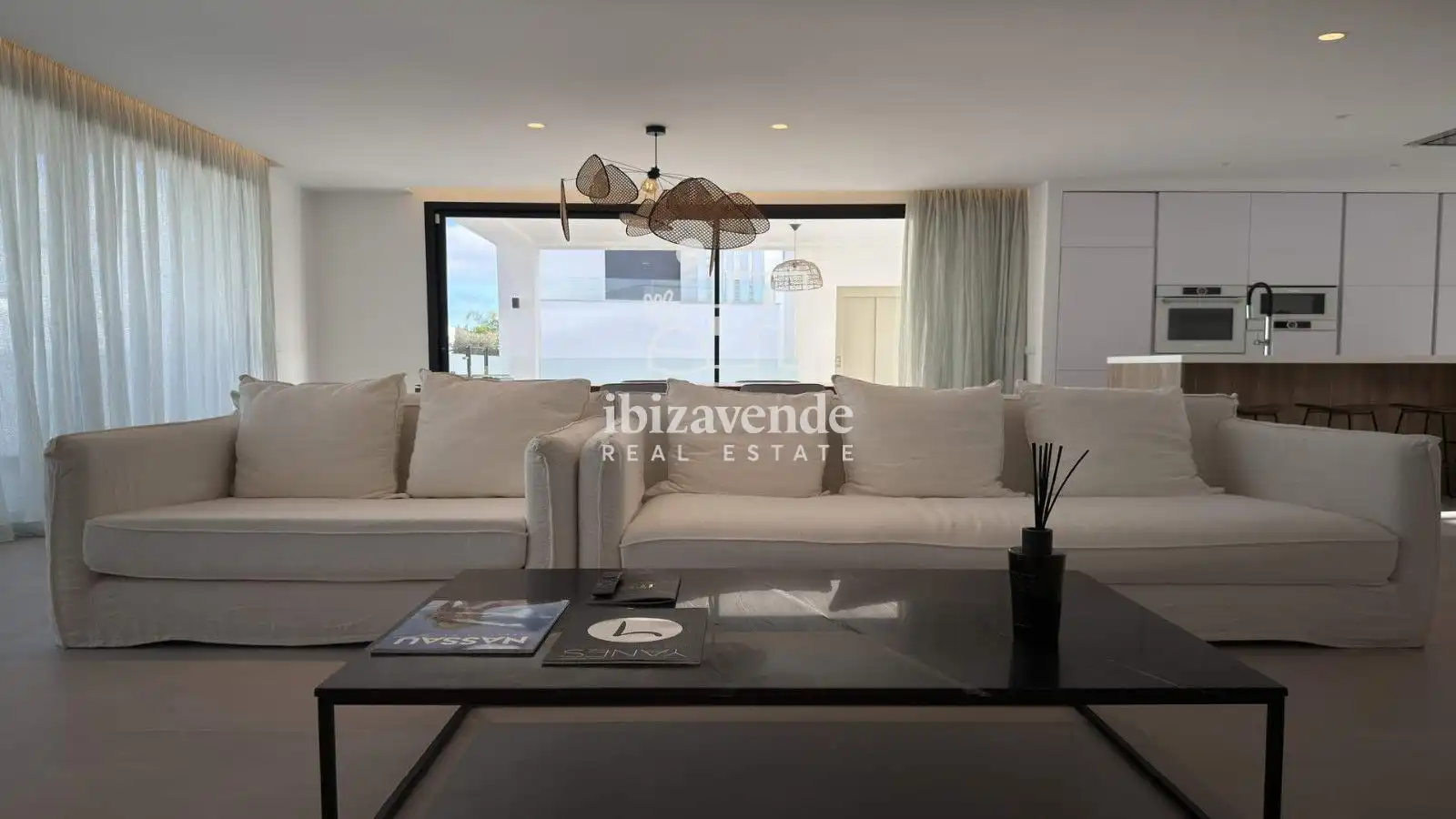 Sala d'estar de Casa o xalet en venda en Santa Eulària des Riu amb Aire condicionat, Calefacció i Piscina