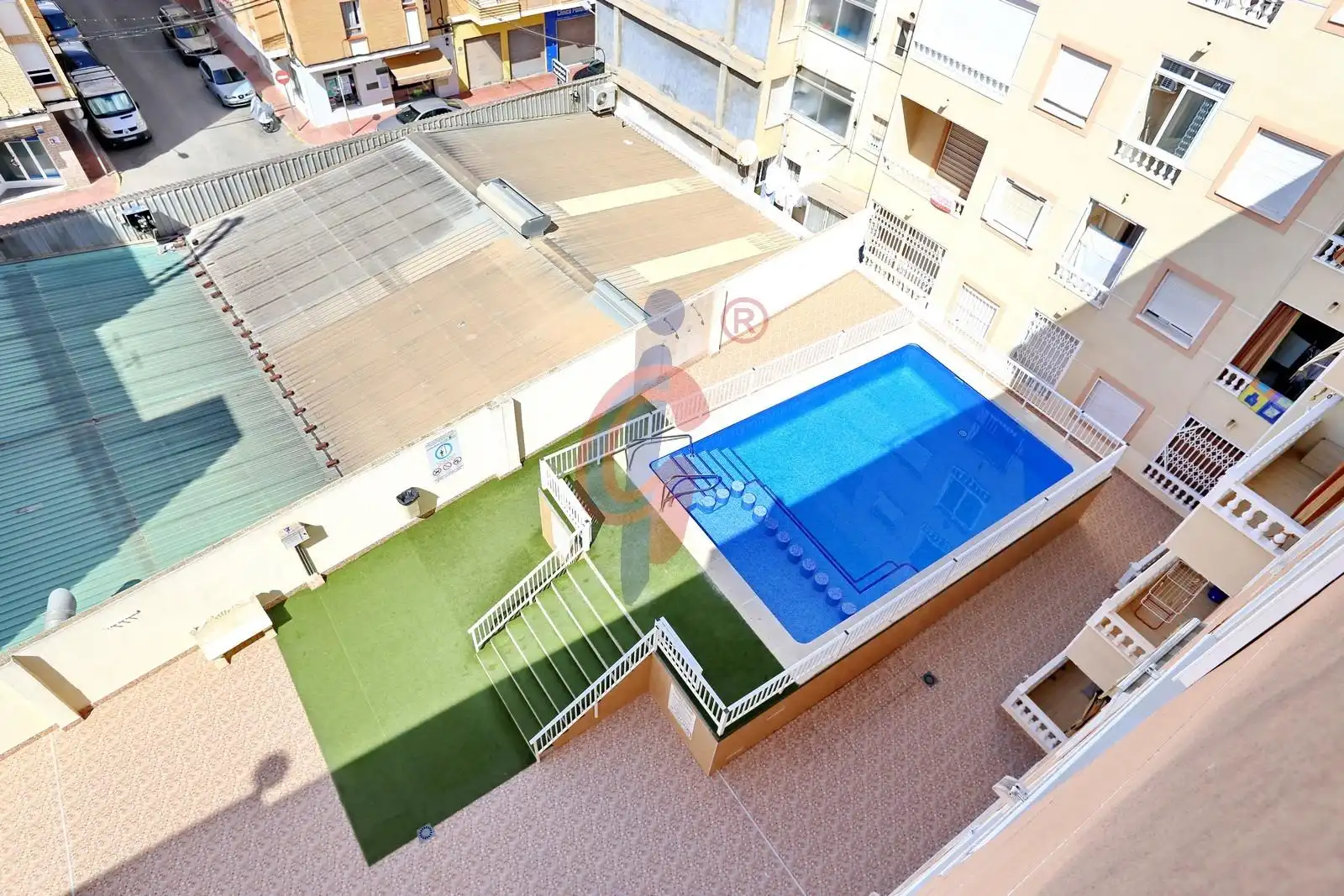 Piscina de Apartamento en venta en Guardamar del Segura con Aire acondicionado, Terraza y Amueblado