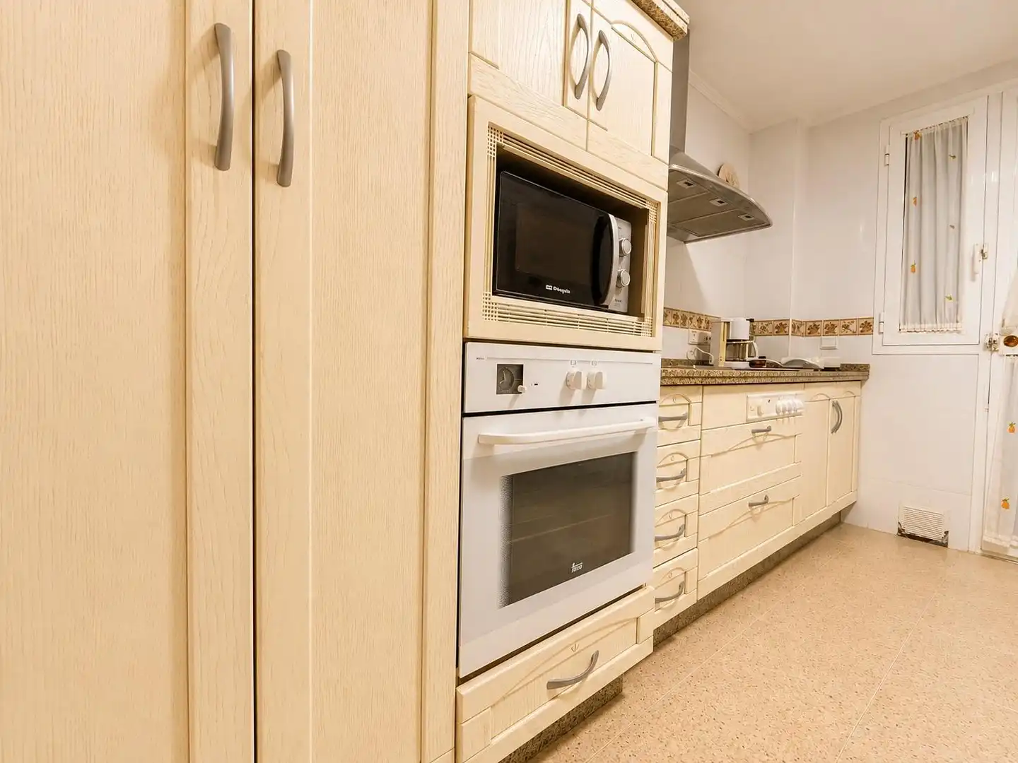 Küche von Wohnung zum Verkauf in Córdoba mit Heizung, Privatgarten und Terrasse
