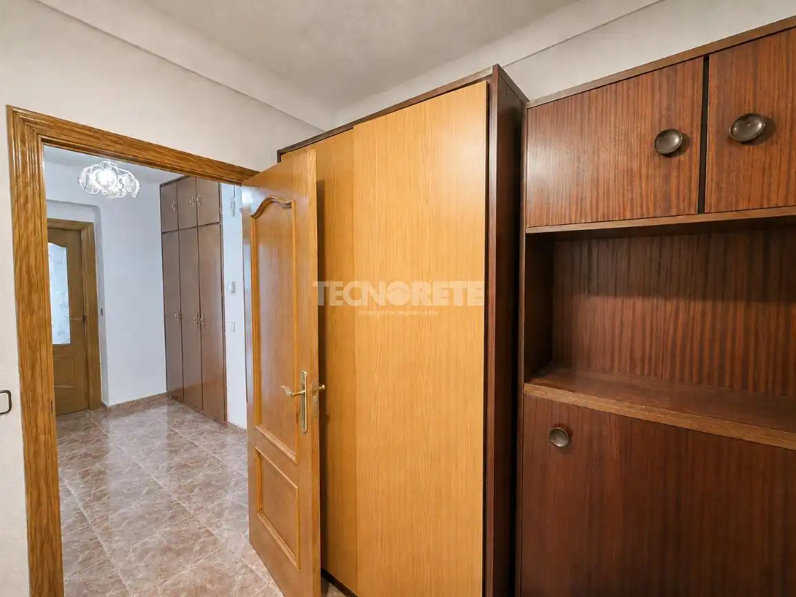 Habitación de Piso en venta en Madrid con Calefacción