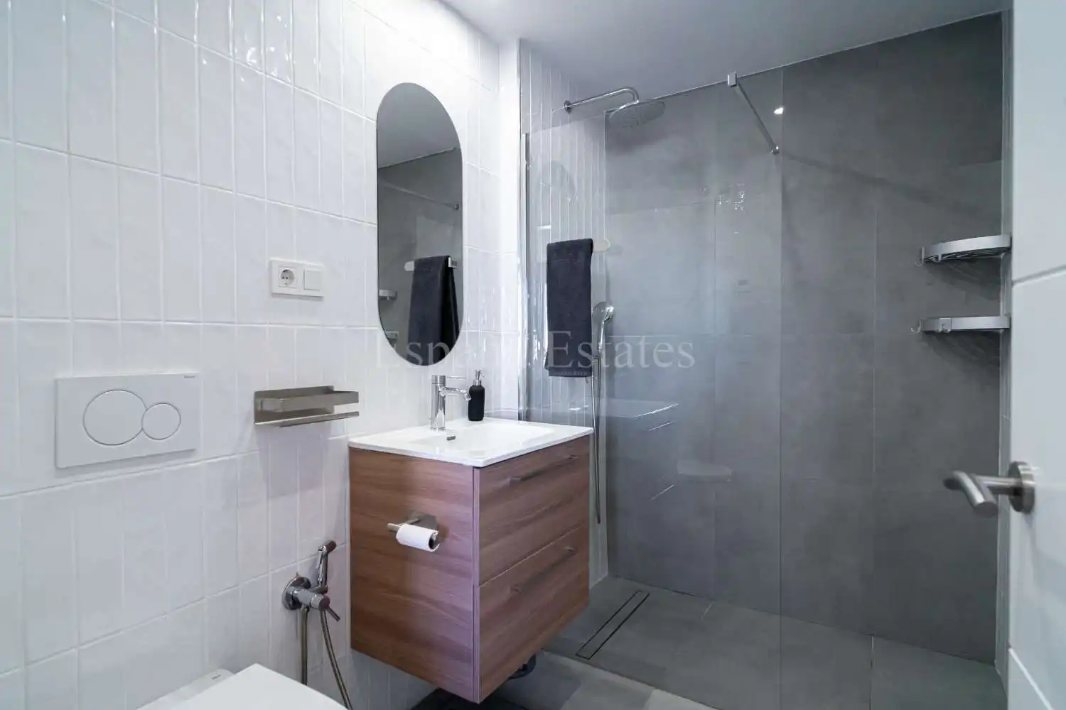 Baño de Casa adosada en venta en Nerja con Aire acondicionado, Calefacción y Terraza