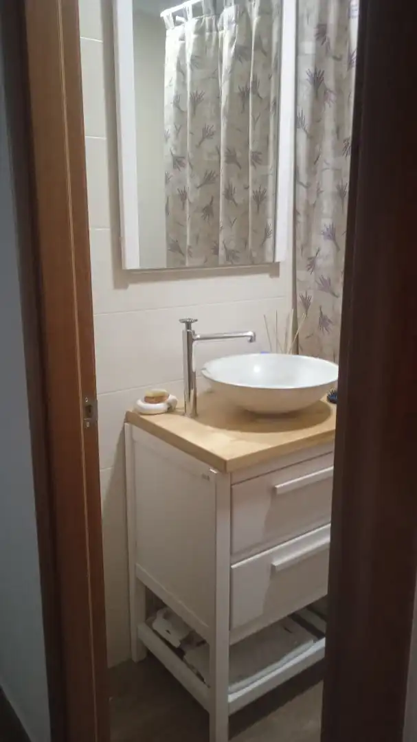 Badezimmer von Wohnung zum Verkauf in Villarrobledo mit Klimaanlage, Heizung und Parkett