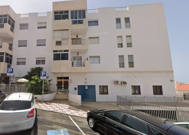 Local comercial en Venta en C/ Luján Pérez - Ed Teisur - en Casco Urbano