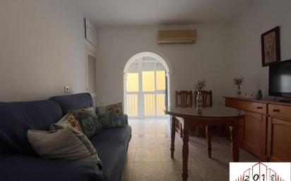 Living room of Flat to rent in  Cádiz Capital  with Terrace