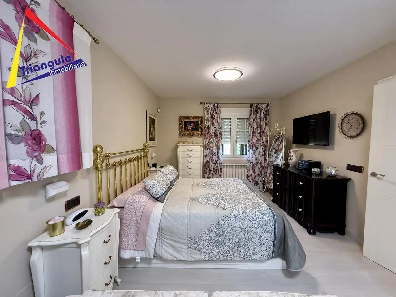 Habitación de Casa o chalet en venta en Otero de Herreros con Calefacción y Jardín privado