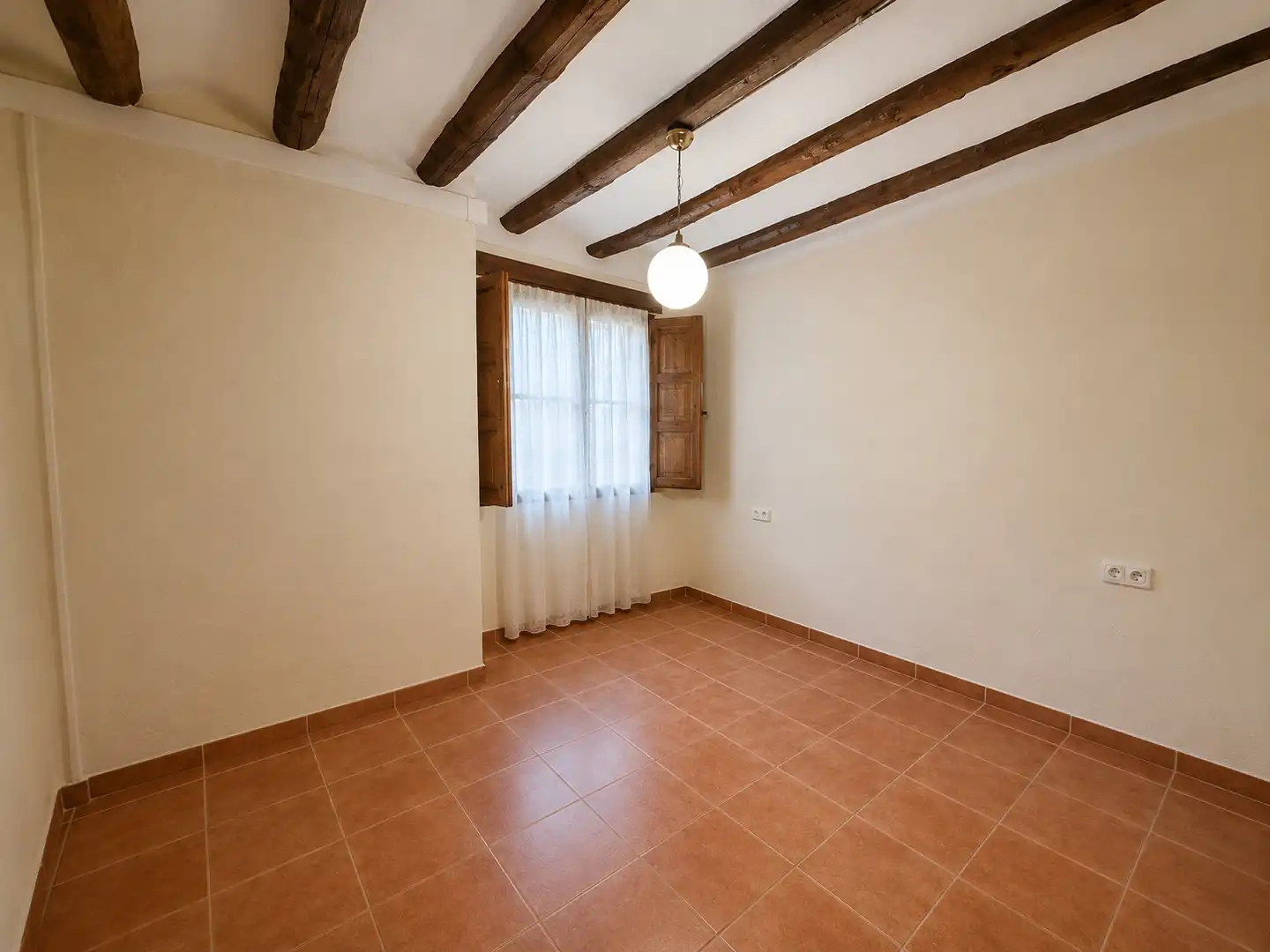 Comedor de Casa adosada en venta en Valderrobres con Calefacción, Horno y Lavadora