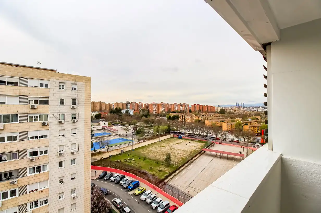 Exterior view of Flat for sale in Madrid  with Air Conditioner, Heating and Terrace