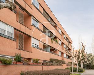 Exterior view of Flat for sale in Pozuelo de Alarcón  with Air Conditioner, Heating and Private garden