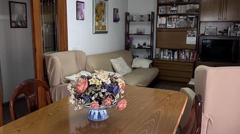 Foto 2 de Piso en venta en Plaza de Toros - Avenida Chapí - Trinquete, Elda