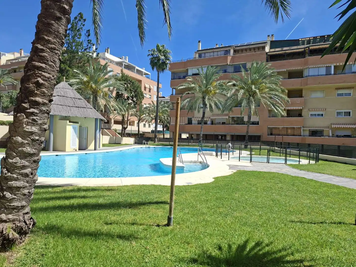 Flat with pool for sale in El Pinillo, imagen 4