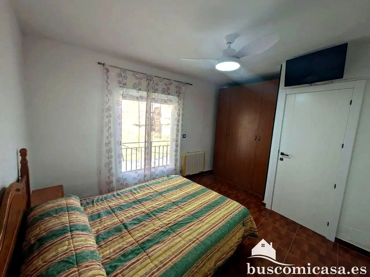 Schlafzimmer von Wohnung zur Miete in Linares mit Klimaanlage, Balkon und Alarm