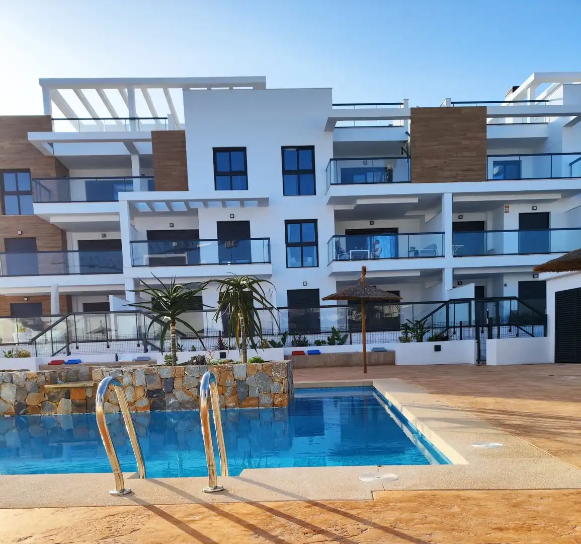Piscina de Planta baixa en venda en Pilar de la Horadada amb Terrassa, Piscina i Moblat
