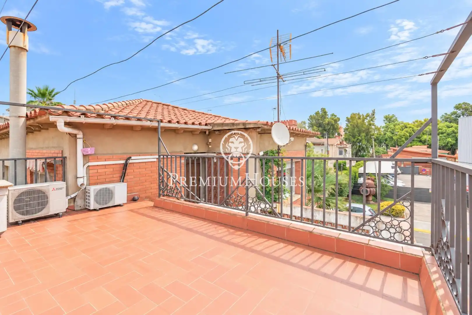 Casa amb jardí en venda a Passeig Maragall, imagen 2