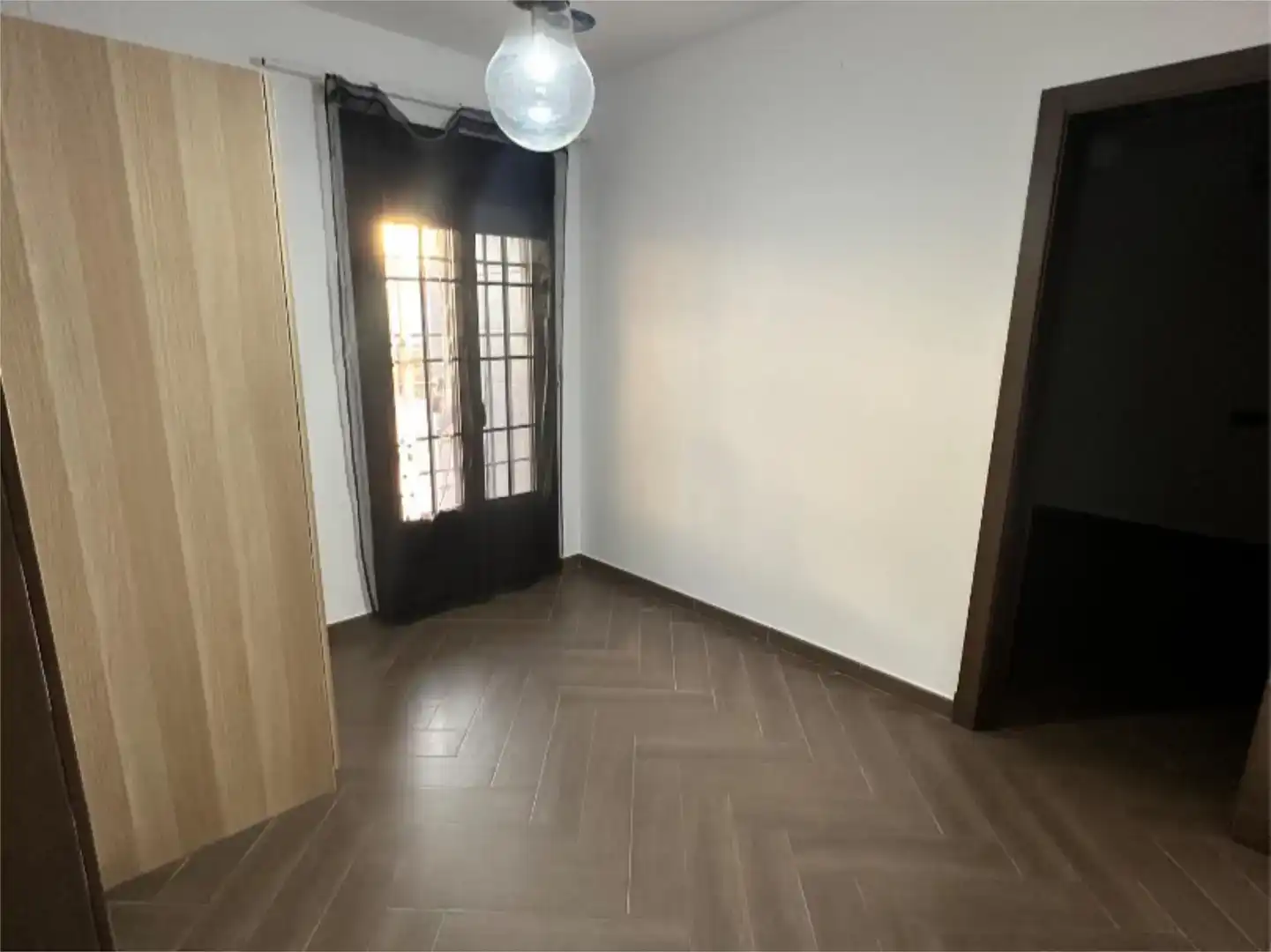 Dormitori de Casa o xalet en venda en Dos Hermanas amb Aire condicionat, Jardí privat i Traster