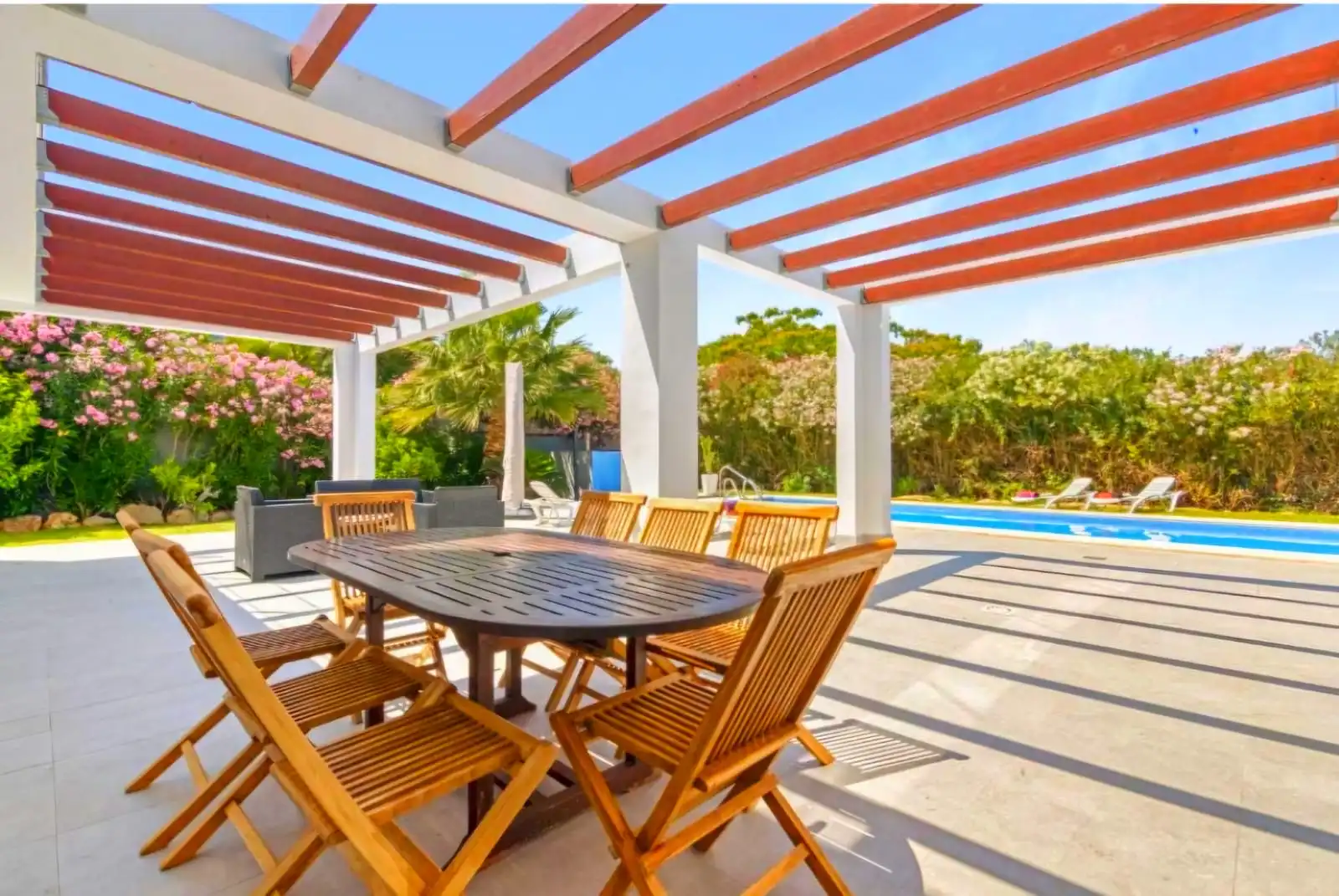 Chalet con piscina en venta en Centro ciudad, imagen 9