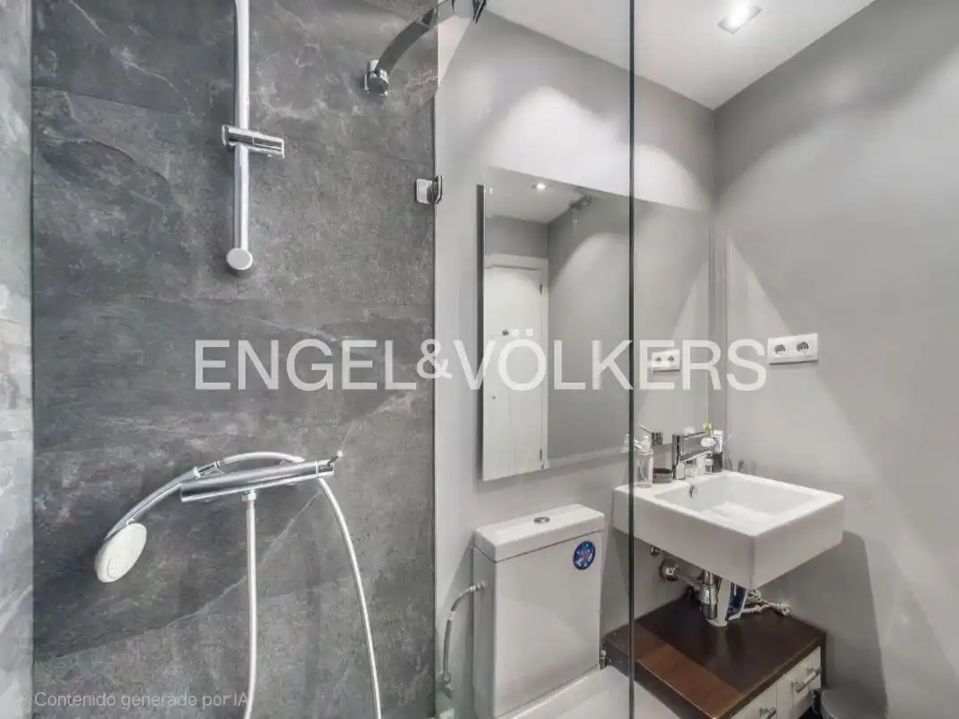 Baño de Piso en venta en Chamartín