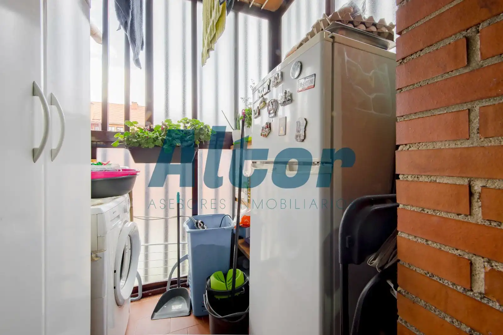 Balcony of Flat for sale in Madrid  with Air Conditioner, Heating and Storage room