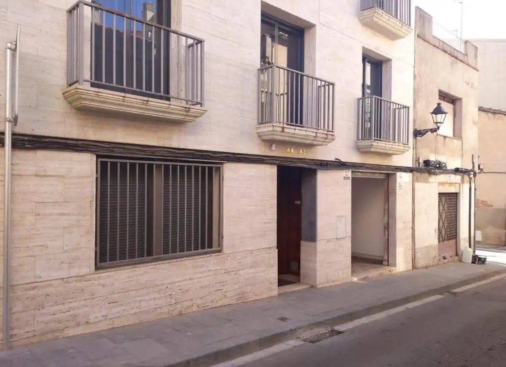 Locale commerciale in vendita a LLOBATERAS, imagen 17