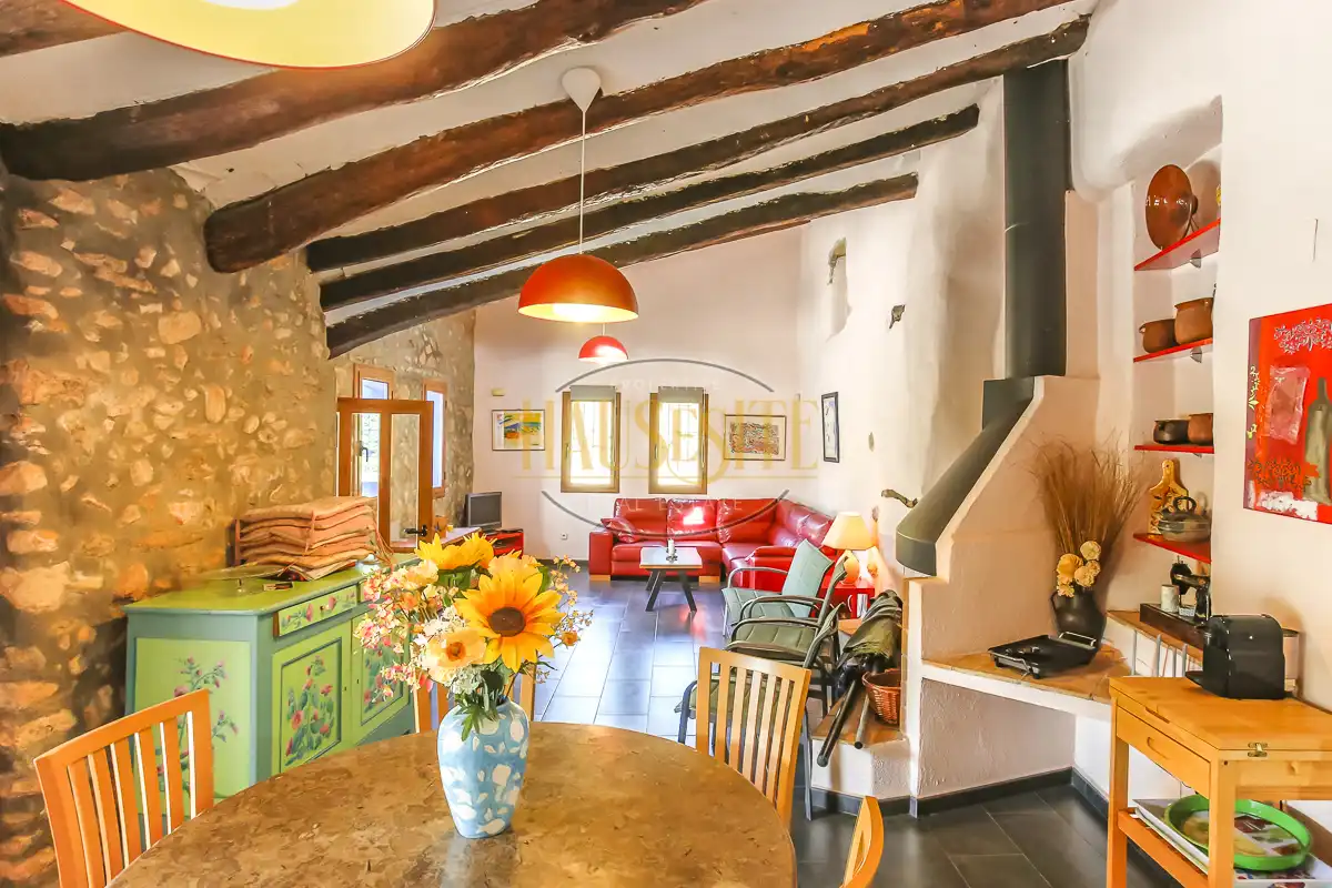 Casa rústica amb terrassa en venda a Torrelles de Foix, imagen 34