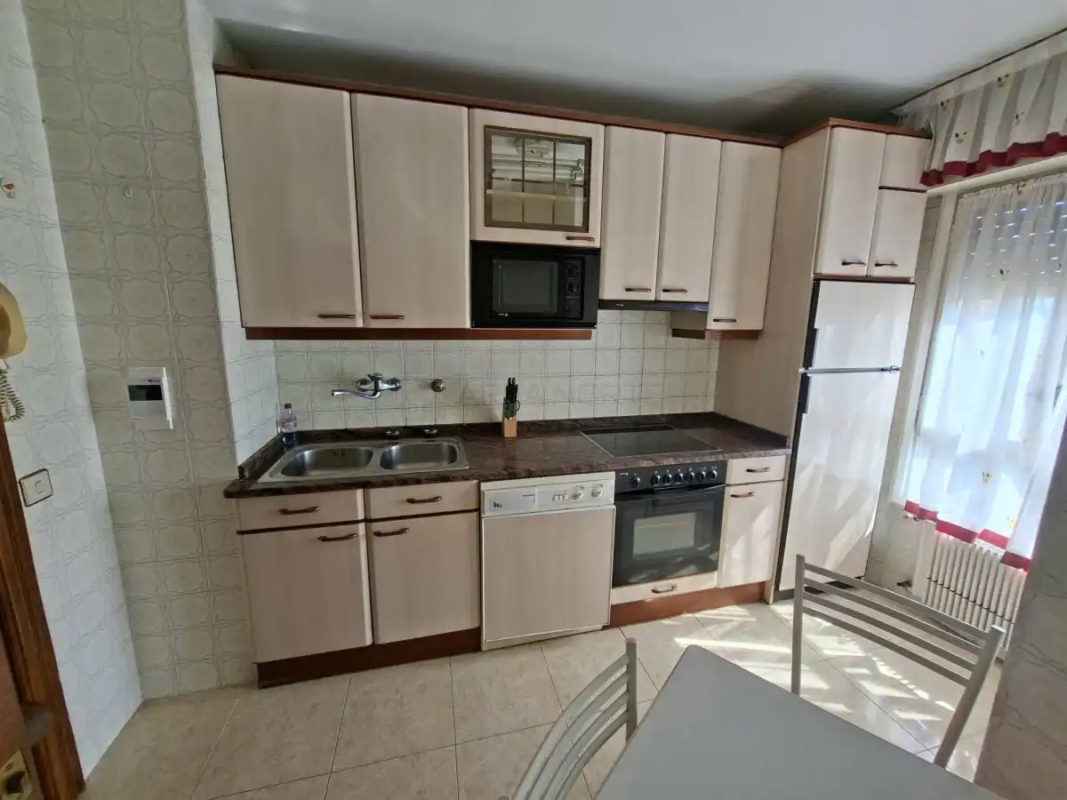 Cocina de Piso en venta en Vitoria - Gasteiz con Calefacción, Parquet y Terraza