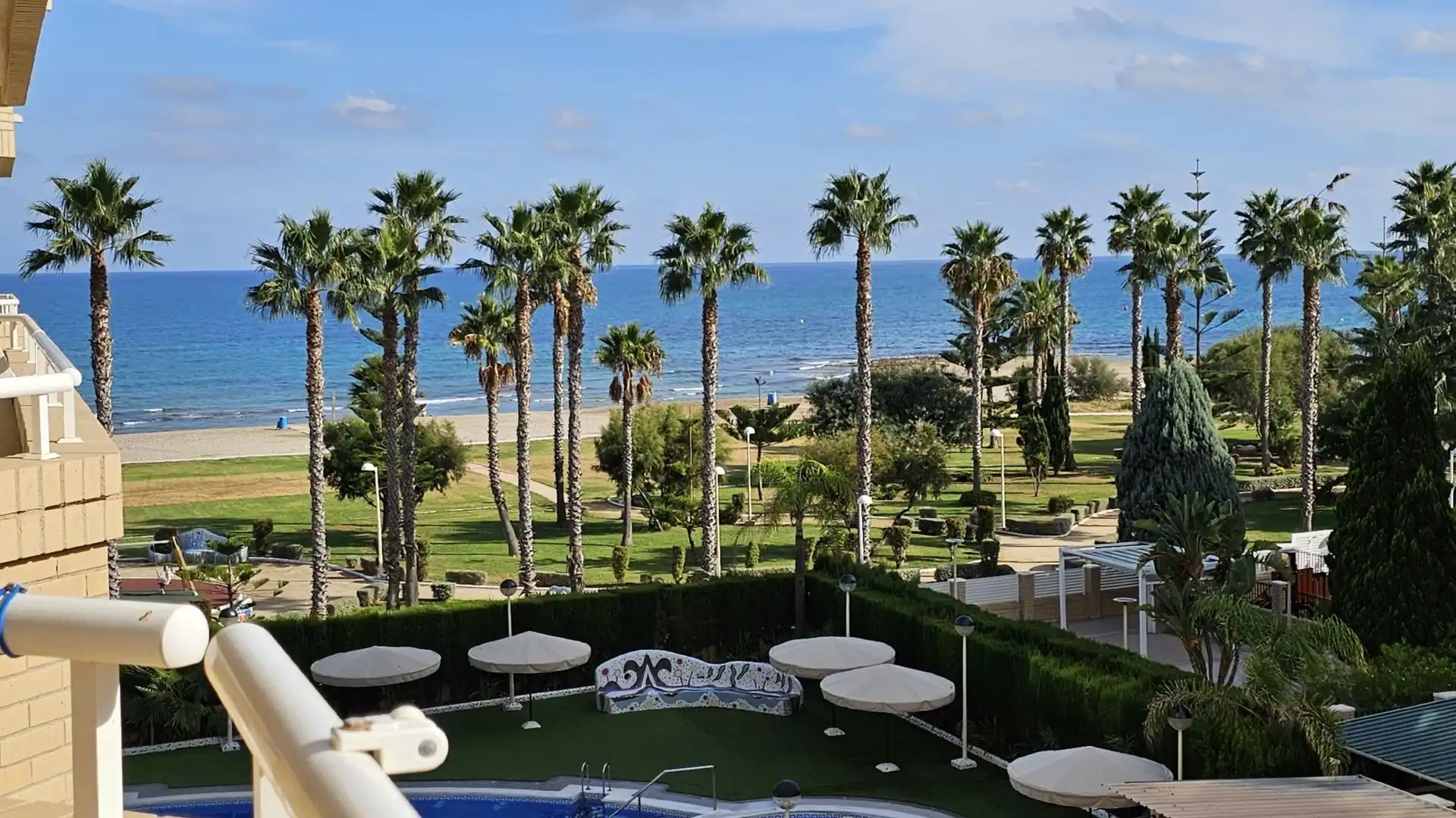 Apartamento con piscina en venta en Amplaries 43, imagen 2