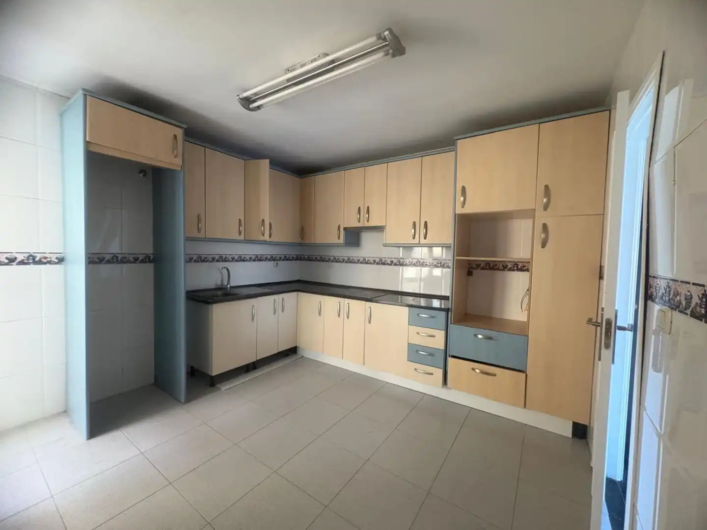 Cocina de Piso en venta en Torremolinos con Calefacción, Terraza y Trastero