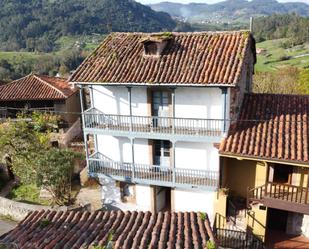 Vista exterior de Casa o xalet en venda en Candamo amb Jardí privat i Balcó