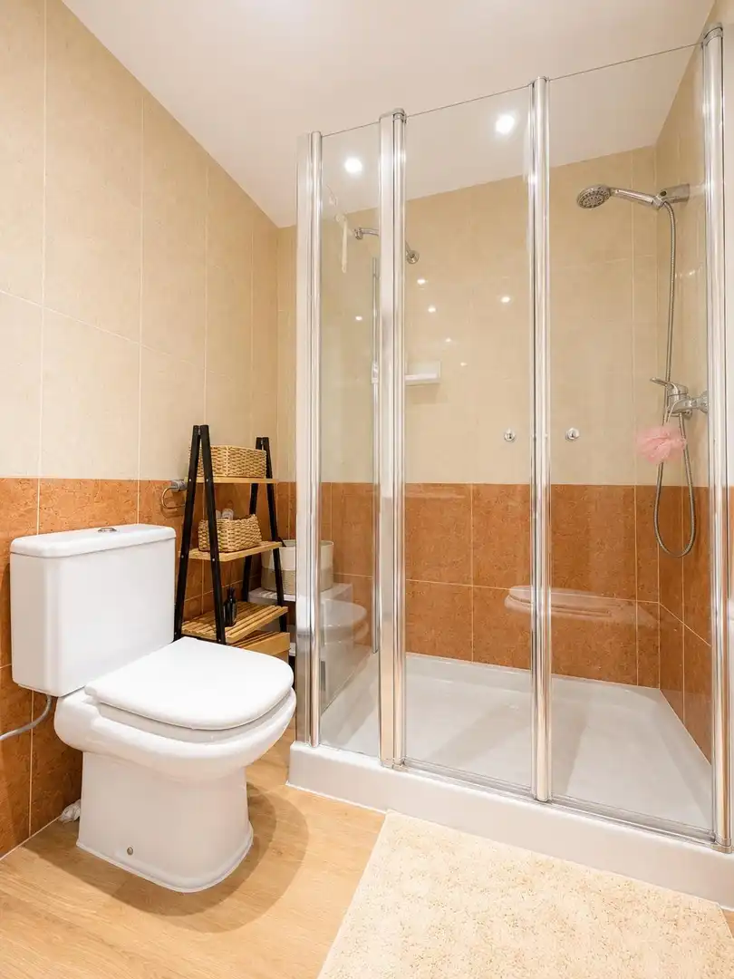 Baño de Casa adosada en venta en Cunit con Aire acondicionado, Calefacción y Jardín privado
