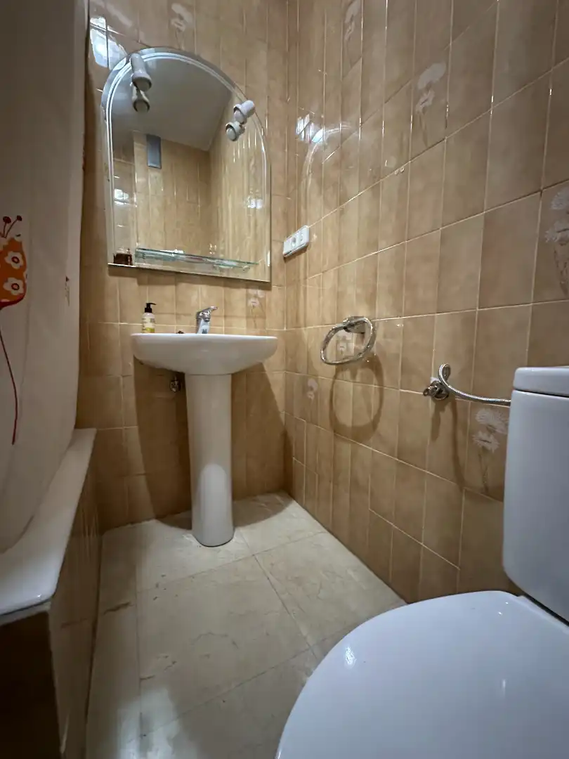 Bathroom of Flat for sale in Úbeda  with Air Conditioner, Heating and Balcony