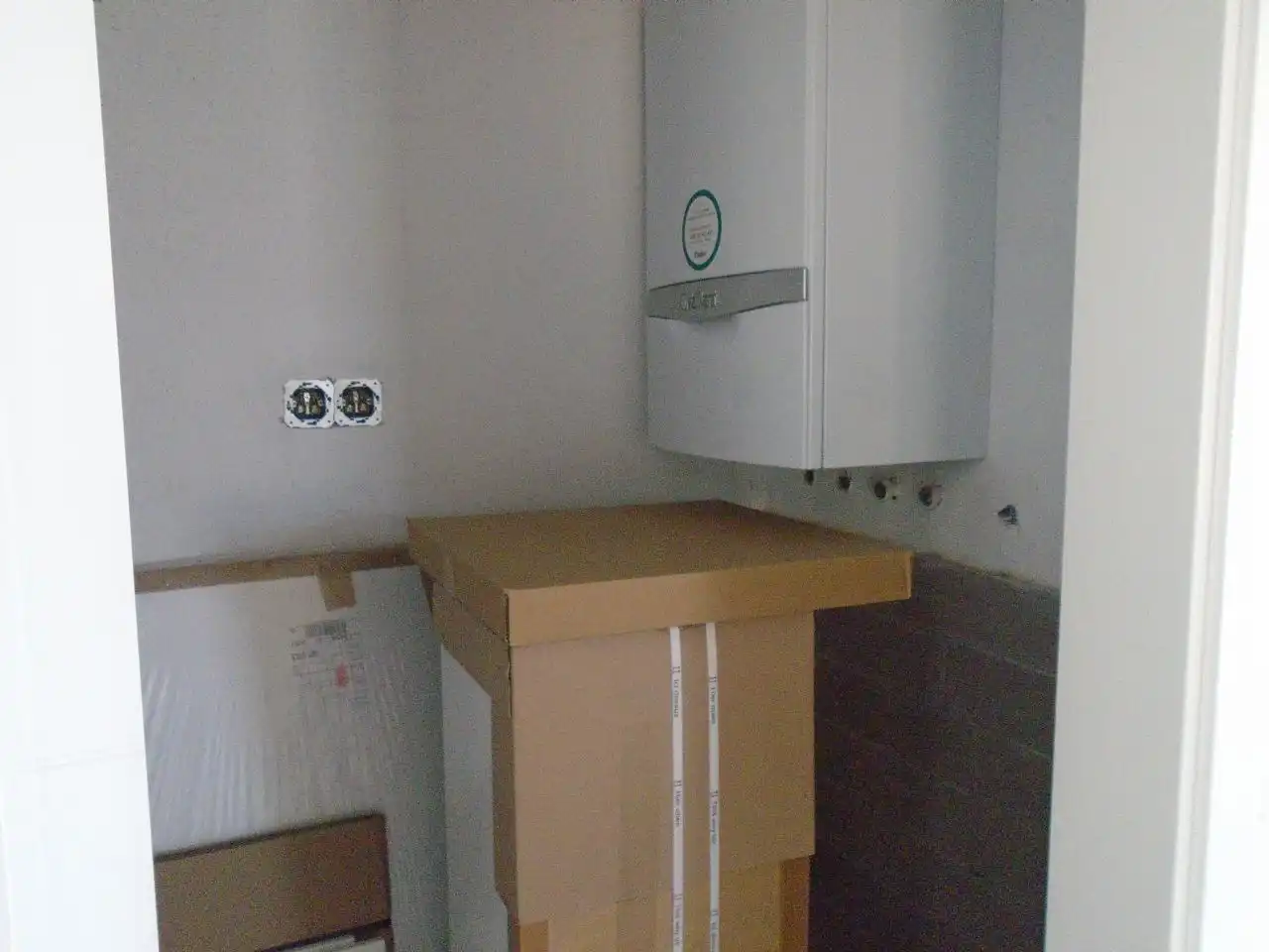Cuina de Casa o xalet en venda en L'Estartit amb Aire condicionat, Calefacció i Jardí privat